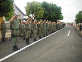 Polícia Militar realizou formatura e prestou homenagens em Floriano.(Imagem:FlorianoNews)