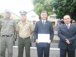 Polícia Militar realizou formatura e prestou homenagens em Floriano.(Imagem:FlorianoNews)