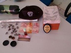 Material apreendido pela Polícia Civil na casa do suspeito.(Imagem:Divulgação/Políci Civil)