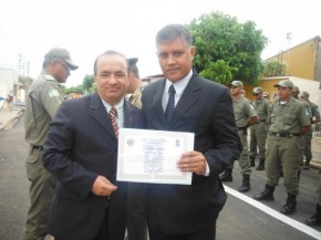 Polícia Militar realizou formatura e prestou homenagens em Floriano.(Imagem:FlorianoNews)