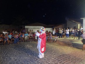 Palhaço Carrapeta prestigiou Festa das Crianças.(Imagem:FlorianoNews)