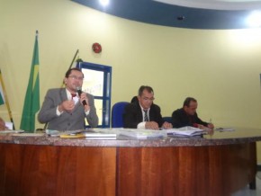 Vereadores aprovam Título de Cidadã Florianense à Dra. Magnólia Cândido.(Imagem:FlorianoNews)