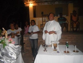 Comunidade Santa Teresa encerrou o festejo de Santa Teresinha do Menino Jesus.(Imagem:FlorianoNews)