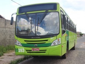 Circuito interno de ônibus mostra ação dos criminosos.(Imagem: Catarina Costa/G1)