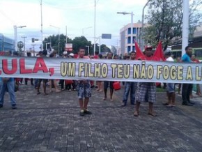 Ato contra o impeachment da presidente Dilma.(Imagem:Juliana Gomes/G1)