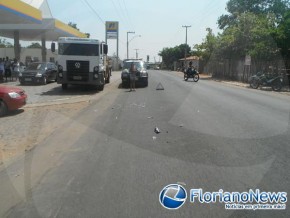 Colisão lateral entre carro e moto na BR-343 deixa uma pessoa ferida.(Imagem:FlorianoNews)