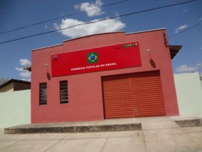 Secretaria de saúde do estado esteve em Floriano entregando farmácia popular.(Imagem:FlorianoNews)