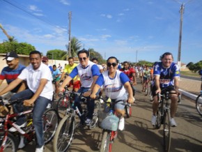 Prefeito Joel, Senador Ciro Nogueira com demais em passeio ciclístico(Imagem:FlorianoNews)