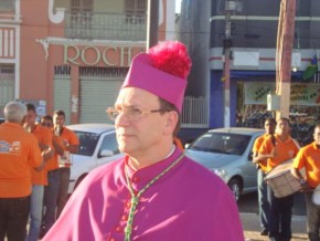 Dom Valdemir bispo da diocese de Floriano.(Imagem:André Ozias)