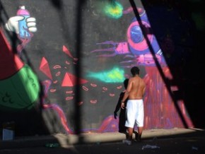 Mais de 50 painéis foram pintados no viaduto da Avenida Higino Cunha.(Imagem:Patrícia Andrade/G1)