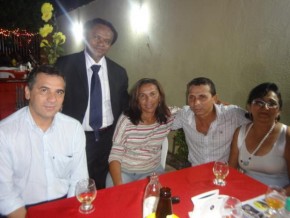 Hayalla comemorou sete anos do jornal Perfil em Floriano.(Imagem:FlorianoNews)