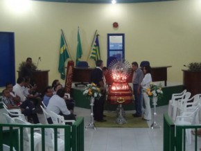Corpo de Teresa Chaib está sendo velado na Câmara Municipal de Floriano.(Imagem:FlorianoNews)