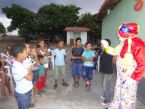 Palhaço Carrapeta animou Dia das Crianças em Floriano.(Imagem:FlorianoNews)