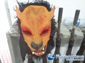 Máscara usada na ação criminosa.(Imagem:FlorianoNews)