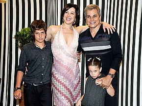 Claudia Raia, Edson Celulari e os filhos Enzo e Sophia(Imagem:EGO)