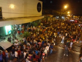Eleitores comemoram com ARRASTÃO a vitória de Gilberto Júnior em Floriano.(Imagem:FlorianoNews)
