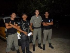 Policiais em ação(Imagem:Antonio Milton)