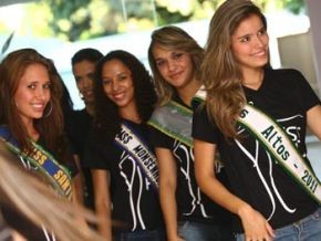 Candidatas elegem a Miss Simpatia. Escolha da Miss Piauí é hoje a noite(Imagem:Cidade Verde)