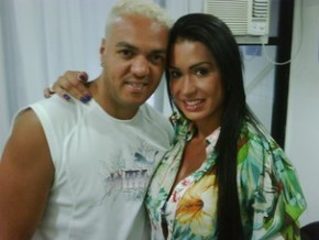 Belo e Gracyanne Barbosa(Imagem:Divulgação)