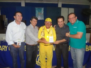 Presidentes das associações de moradores de Floriano foram homenageados pelo Rotary Club.(Imagem:FlorianoNews)