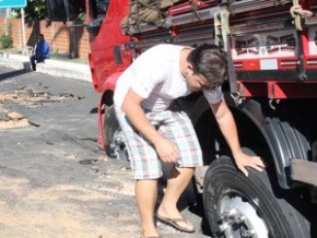 Motorista contou não ter visto pista interditada.(Imagem:Catarina Costa / G1)