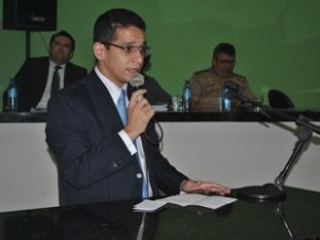 Secretário Daniel Oliveira anunciou retomada de obra de presídio.(Imagem:Sejus/Divulgação)