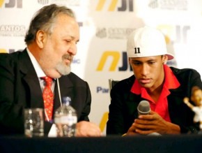 Presidente do Santos e Neymar: Luis Alvaro disse não ao Real Madrid.(Imagem: Marcos Ribolli / Globoesporte.com)