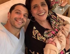 Duda Nagle publica 1ª foto da filha logo após o nascimento.(Imagem:Instagram)