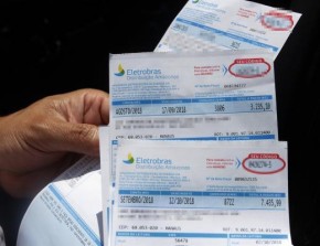 Consumidor pode recorrer ao Procon em casos de atraso na ligação de água e luz.(Imagem:Divulgação)