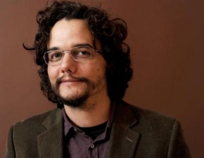 Wagner Moura move processo e será indenizado por revista.(Imagem:Famosidades)