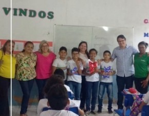 Secretaria de Educação premia alunos com melhor desempenho na 