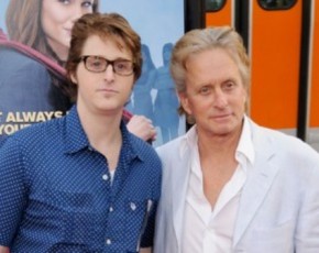 Cameron e Michael Douglas(Imagem:Gregg DeGuire/Agência Getty)