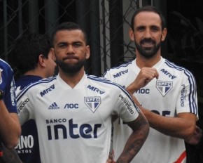 Daniel Alves e Juanfran são dúvidas no São Paulo para jogo contra o Cruzeiro.(Imagem:Divulgação)