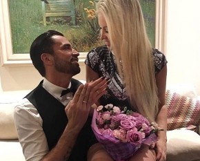 Latino pede Jéssica Rodrigues em casamento.(Imagem:Instagram)