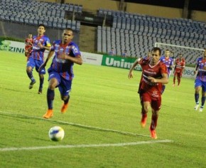 River-PI e Piauí jogaram no Albertão no início da noite de sábado.(Imagem:Stephanie Pacheco)