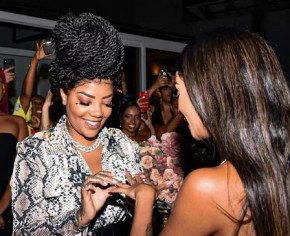 Ludmilla e Brunna com suas mães no casamento(Imagem:Reprodução/Instagram)