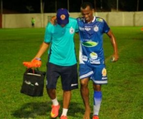 Sem Pindaré, Parnahyba tenta conter o surpreendente Piauí.(Imagem:Jorge Alves/Parnahyba S.C.)