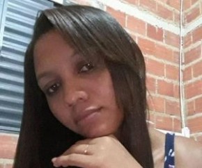 Laysse Carvalho foi encontrada morta dentro de casa em Nazária.(Imagem:Reprodução/Facebook)