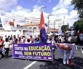Professores da rede estadual iniciam greve por tempo indeterminado nesta sexta-feira (14)(Imagem:Sinte)