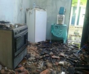 Incêndio destrói parte da secretaria de Educação de Monsenhor Gil.(Imagem:Cidadeverde.com)