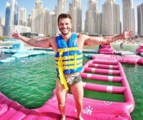 Marcos Härter curte férias em Dubai(Imagem:Instagram)
