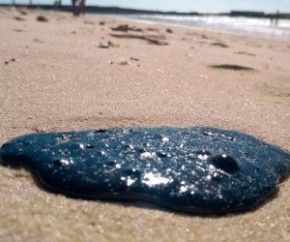 Ibama confirma que DNA de óleo nas praias é venezuelano.(Imagem:Divulgação)