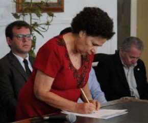 Governadora em exercício, Regina Sousa (PT)(Imagem:CidadeVerde.com)