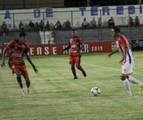 De virada, 4 de Julho vence Flamengo e dispara na liderança do Piauiense 2019.(Imagem:Eduardo Frota)