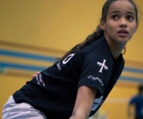 Juliana Viana com 12 anos disputa nas categorias sub-15 e sub-19.(Imagem:Arquivo Pessoal)