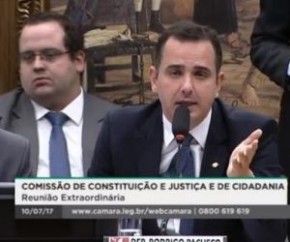 Relator de denúncia contra Temer lê parecer na CCJ.(Imagem:Divulgação)