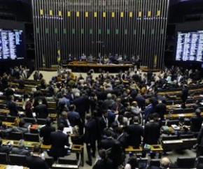Câmara pode votar porte de armas de fogo nesta semana.(Imagem:Agência Brasil)