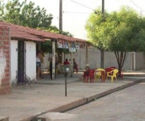 Assaltante é morto ao roubar policial militar e namorada em bar.(Imagem:Cidadeverde.com)