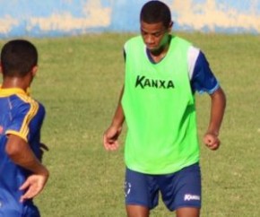 Uilliam recebe proposta