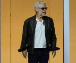 José Mayer é flagrado ao deixar shopping no Rio de Janeiro.(Imagem:Divulgação)